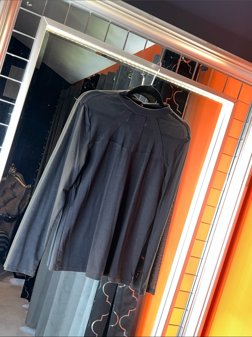 🛍️ New York & Company Sheer Mesh Panel Mock Neck Top L 🛍️